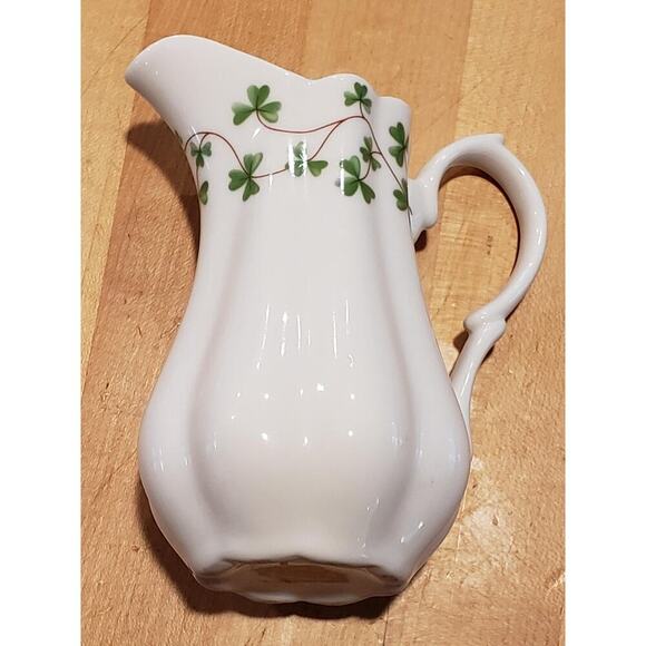 Vintage Shamrock Porcelain Creamer Pitcher 5" Ivy Ireland Irish Shannon Vase - Picture 9 of 16